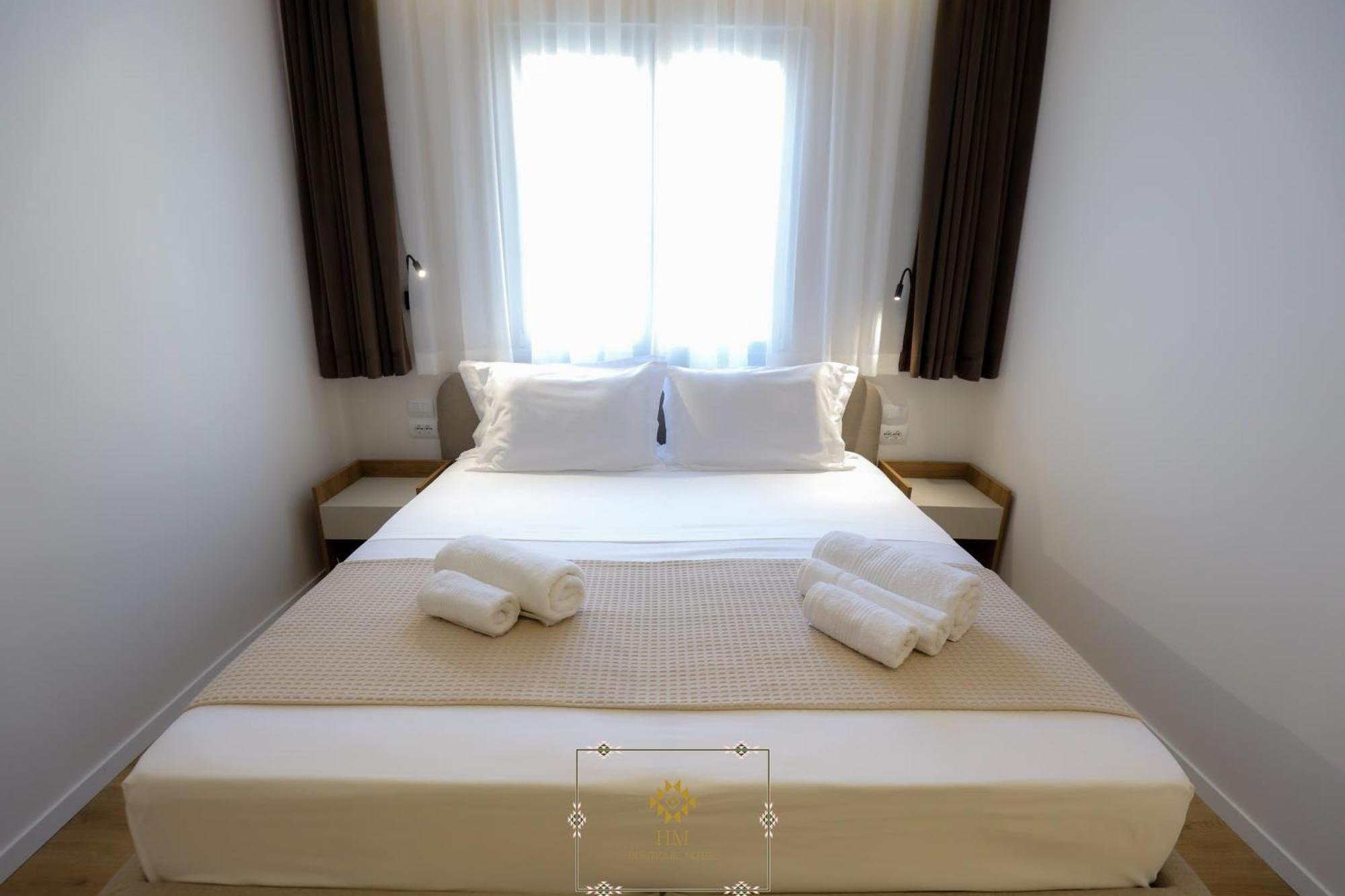 Hm Boutique Hotel Krujë Eksteriør billede