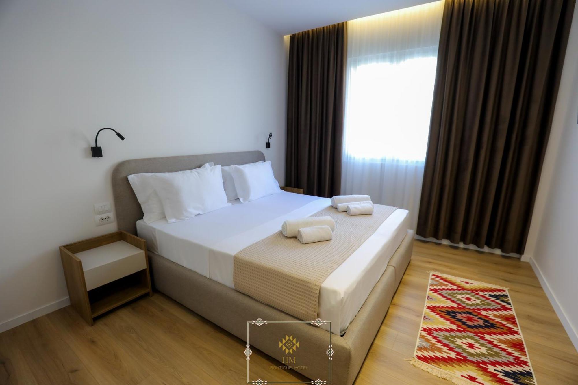 Hm Boutique Hotel Krujë Eksteriør billede